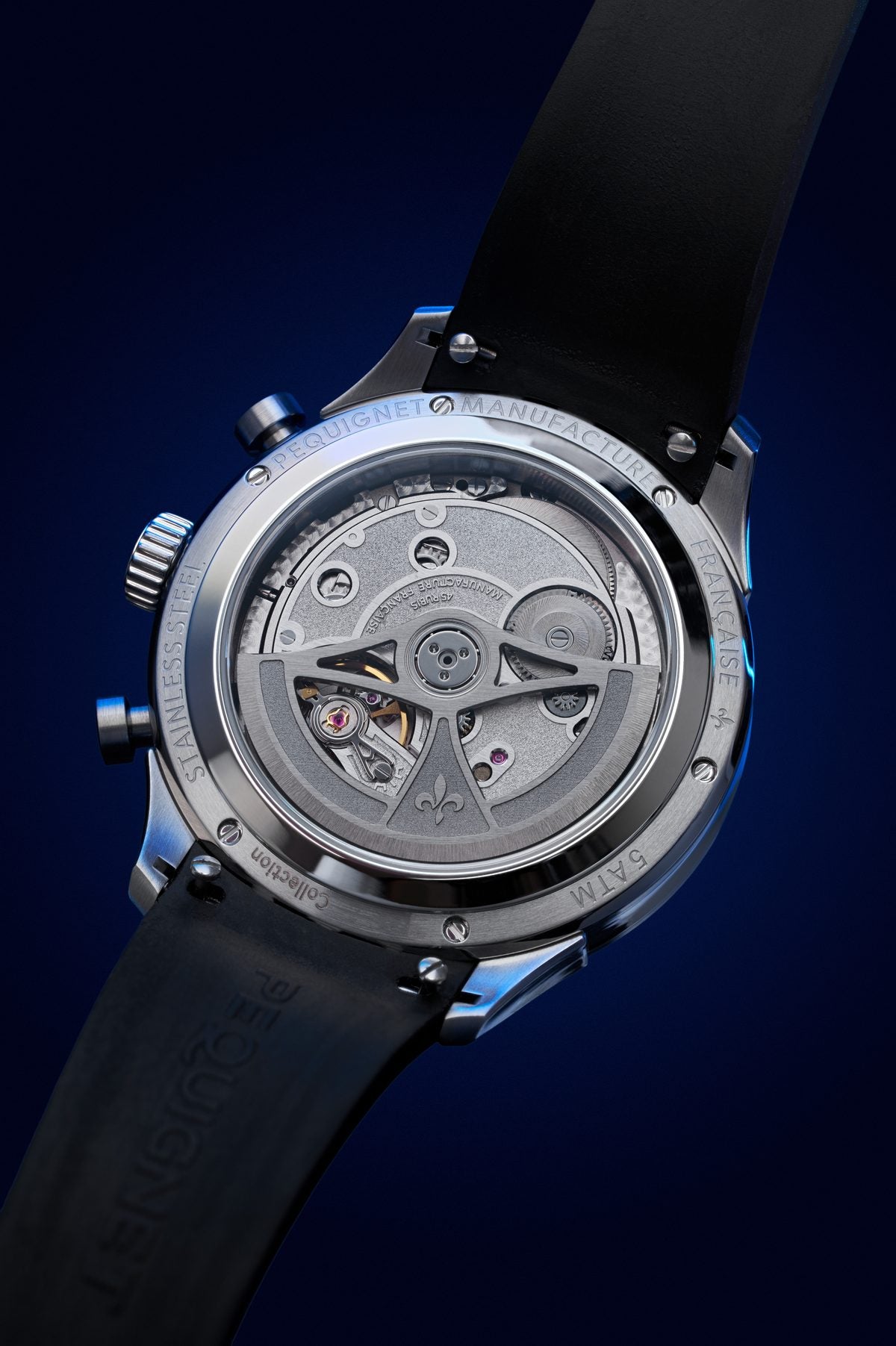 Fond saphir du Calibre Initial Chronographe